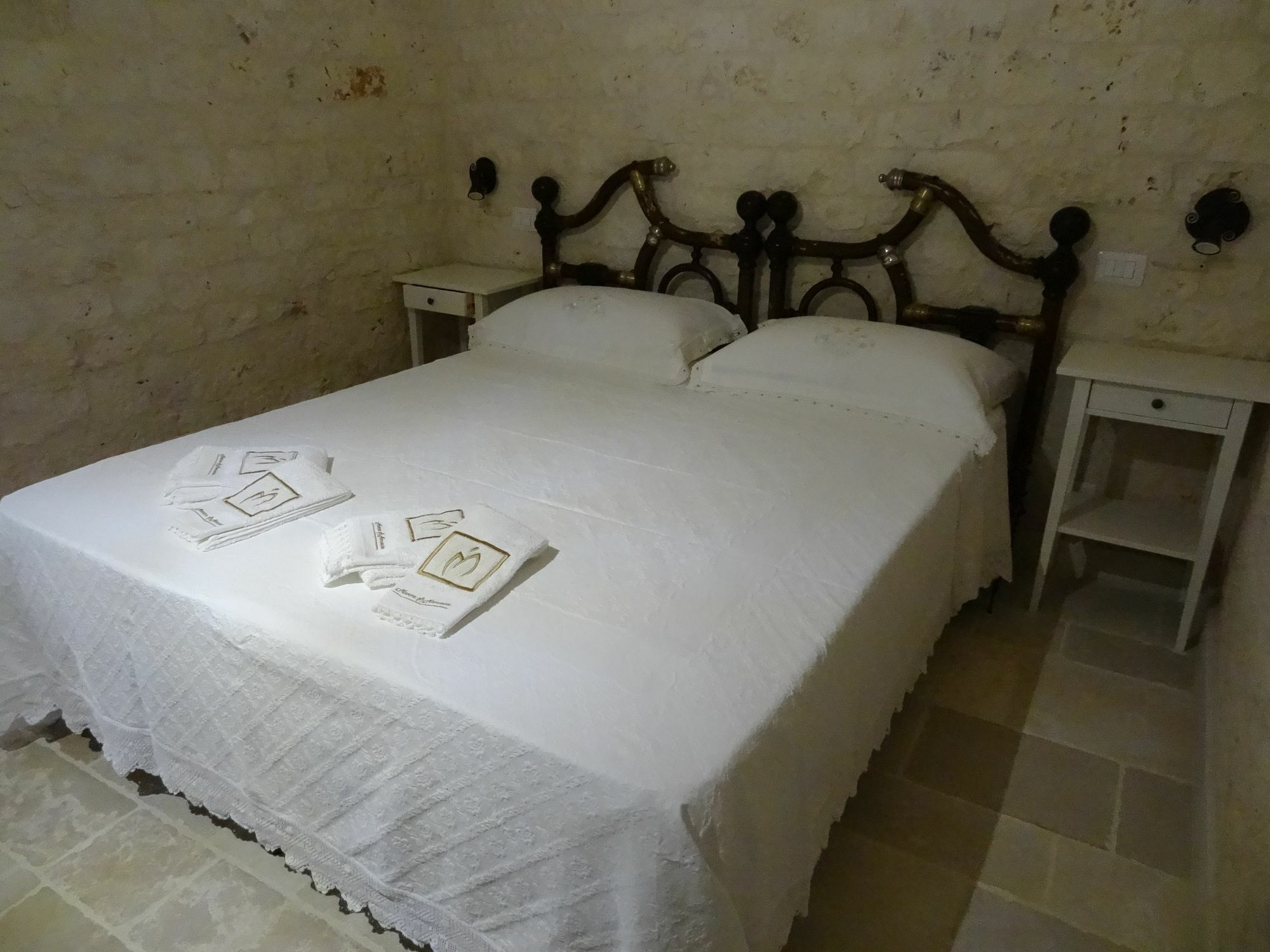 L'Antico Casolare Bed & Breakfast Castellana Grotte Eksteriør bilde